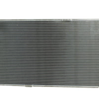 Radiador Automotriz GM  Silverado 2500HD,3500, Suburban 2500,  Sierra 2500HD,3500 T/A 01-02 32mm Tubo Soldado