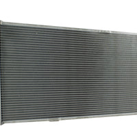 Radiador Automotriz GM  Silverado 2500HD,3500, Suburban 2500,  Sierra 2500HD,3500 T/A 01-02 32mm Tubo Soldado