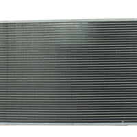 Radiador Automotriz Audi  A4 S Line Avant, Trendy, Quattro Elite, Cabriolet, Cabrio T/A 02-08 26mm Tubo Soldado