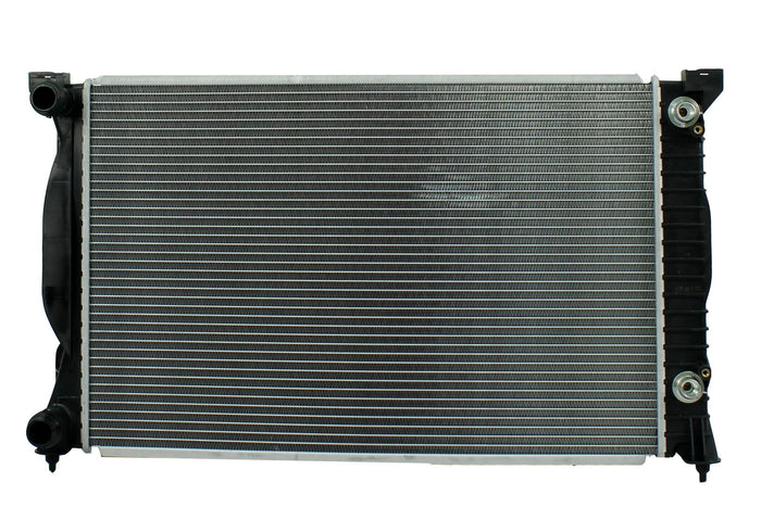 Radiador Automotriz Audi  A4 S Line Avant, Trendy, Quattro Elite, Cabriolet, Cabrio T/A 02-08 26mm Tubo Soldado