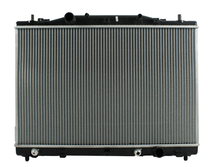 Radiador Automotriz Cadillac  CTS Luxury, Luxury sport T/A 03-04 26mm Tubo Soldado