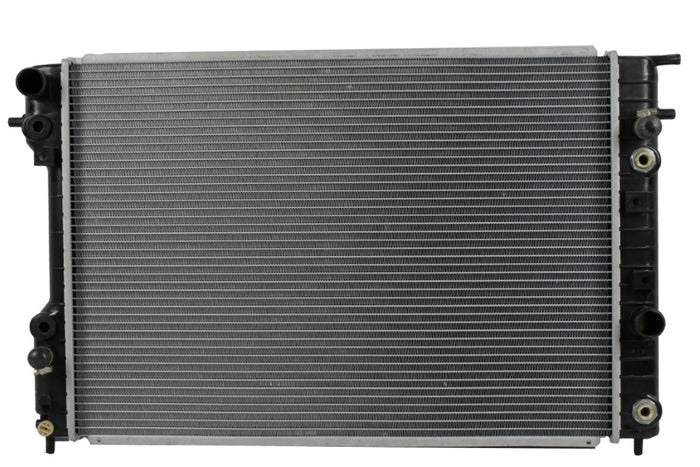 Radiador Automotriz Cadillac  Catera  T/A 00-01 26mm Tubo Soldado