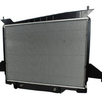 Radiador Automotriz Ford Lincoln Expedition Navigator T/A 03-04 32mm Tubo Soldado
