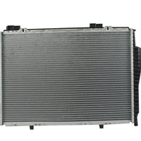 Radiador Automotriz Chrysler Mercedes Benz Crossfire C43, CLK430, CLK55, SLK52,SLK320 T/A 04-08 32mm Tubo Soldado