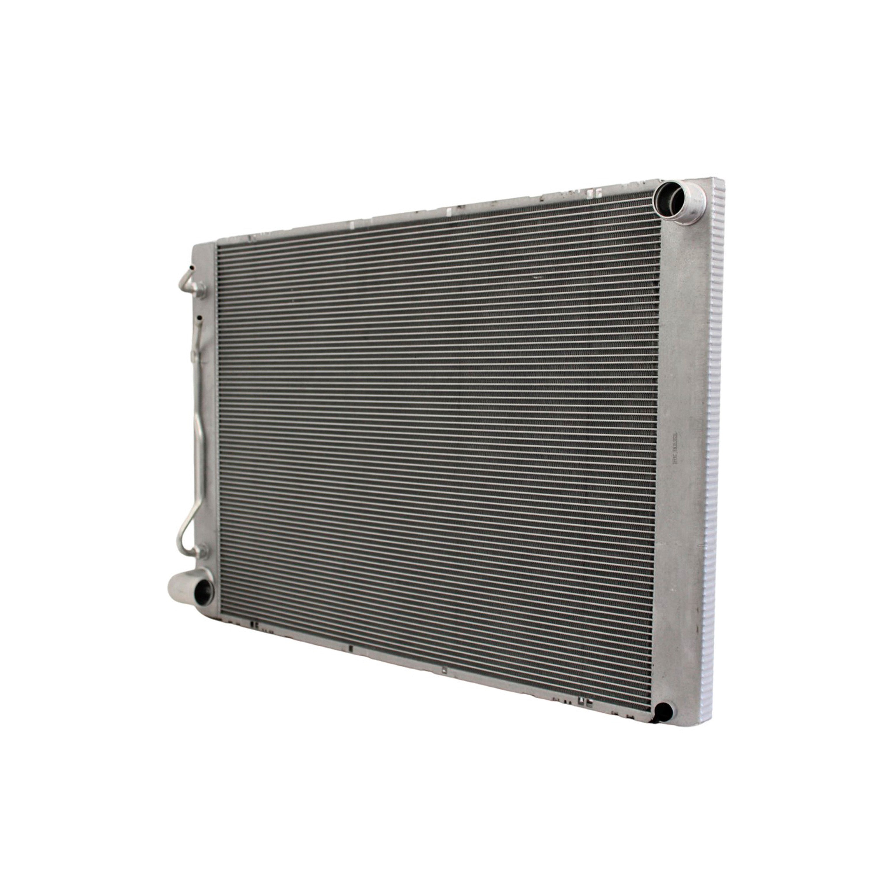 Radiador Automotriz Toyota  Sienna  T/A 04-06 22mm Tubo Soldado
