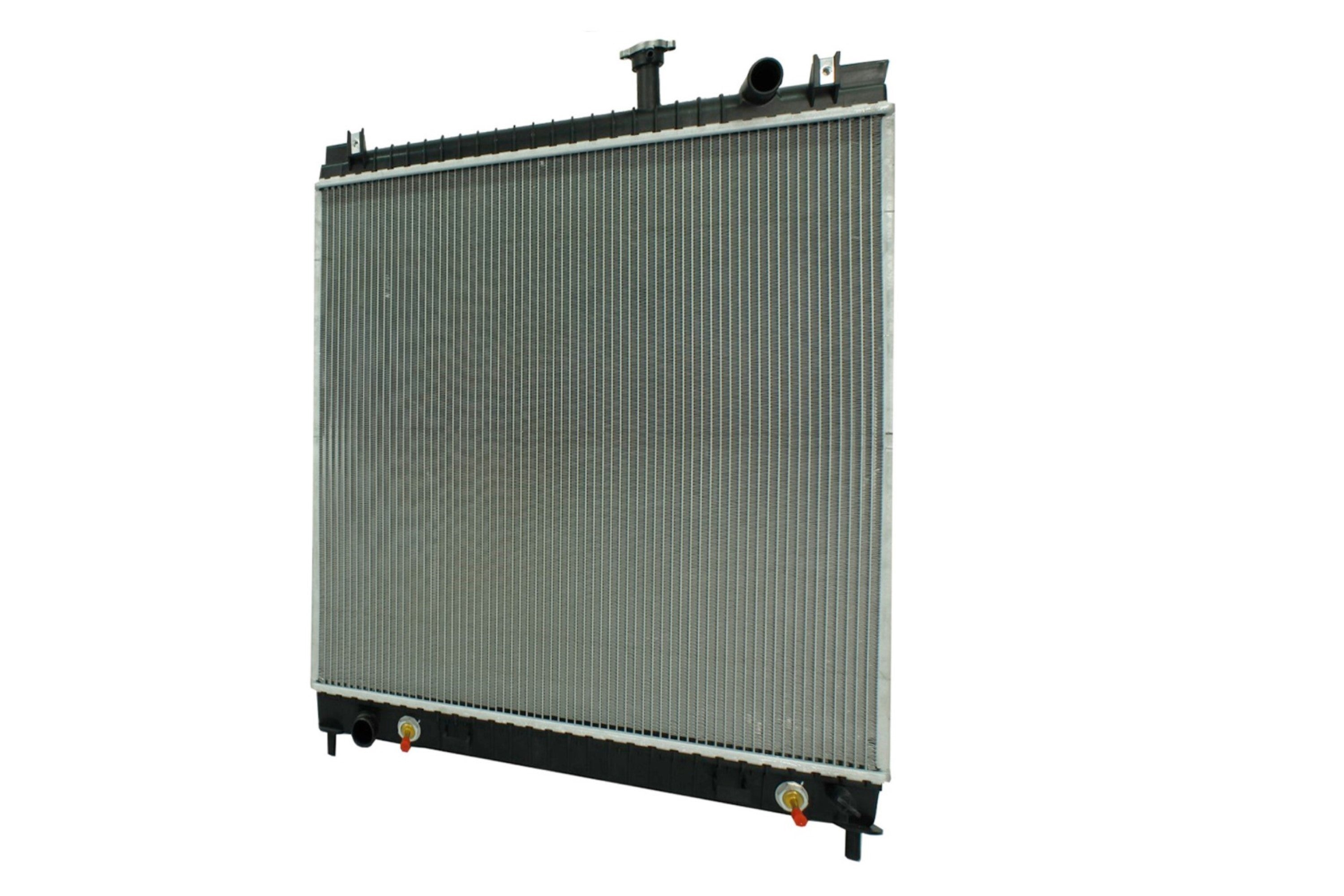 Radiador Automotriz Nissan  Armada Titan, Pathfinder, IN QX56 T/A 04-15 26mm Tubo Soldado