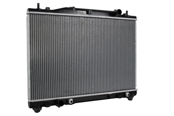 Radiador Automotriz Cadillac CTS CTS V T/A 04-07 26mm Tubo Soldado