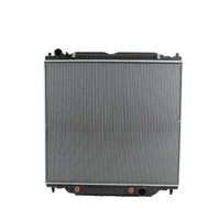 Radiador Automotriz Ford  Excursion F-250,F-350,F-450,F-550 SUPER DUTY  T/A 03-05 42mm Tubo Soldado