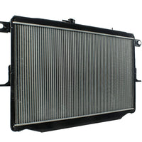 Radiador Automotriz Toyota Lexus Land cruiser LX470 base T/A 03-07 48mm Tubo Soldado