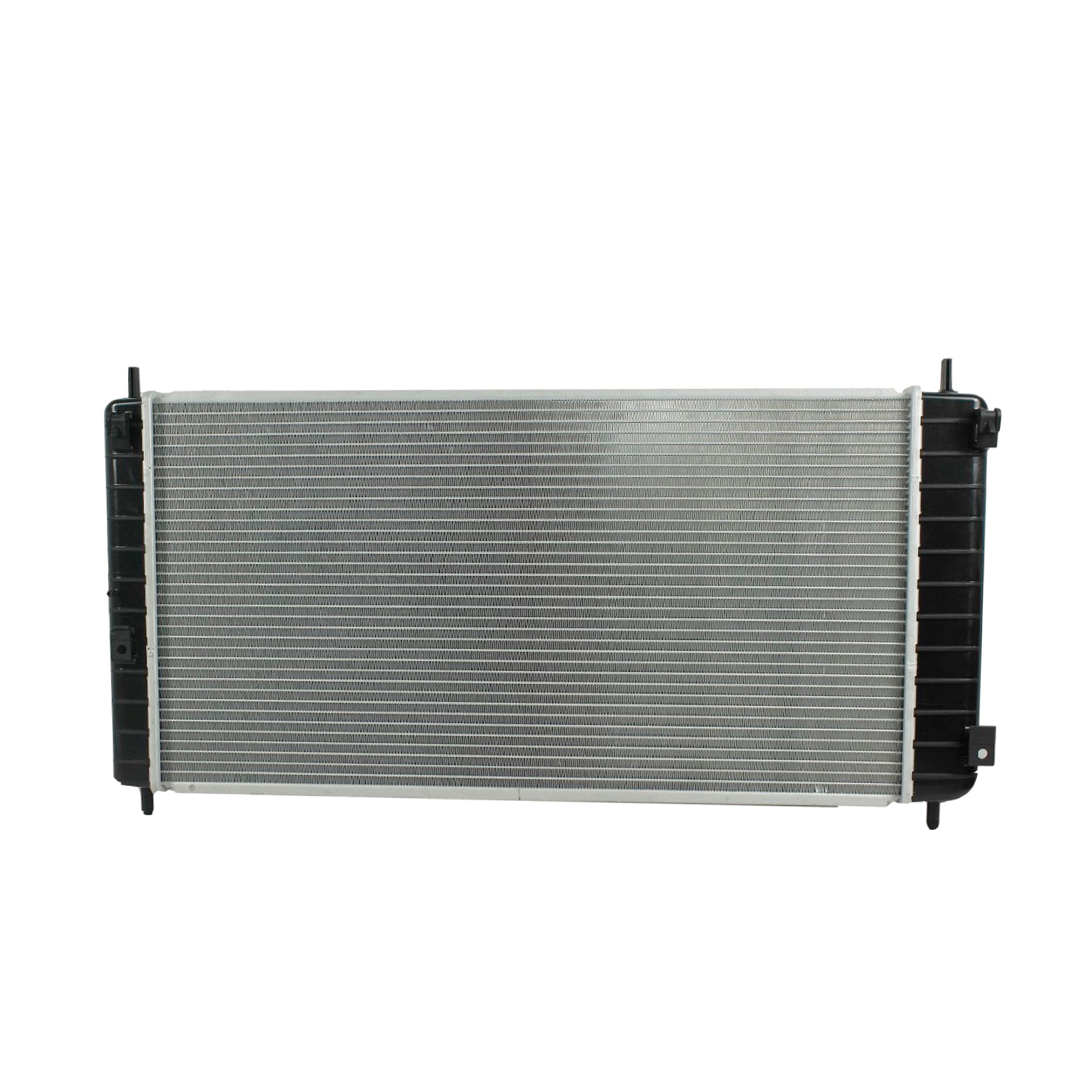 Radiador Automotriz GM  Malibu base Classic, LS, LS, LT T/A 04-08 16mm Tubo Soldado