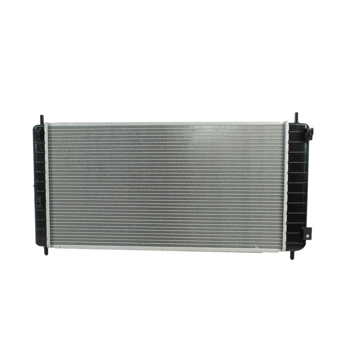 Radiador Automotriz GM  Malibu base Classic, LS, LS, LT T/A 04-08 16mm Tubo Soldado