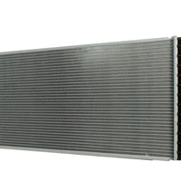 Radiador Automotriz GM  Malibu base Classic, LS, LS, LT T/A 04-08 16mm Tubo Soldado