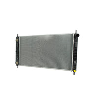 Radiador Automotriz GM  Malibu base Classic, LS, LS, LT T/A 04-08 16mm Tubo Soldado