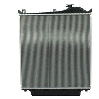 Radiador Automotriz Ford Mercury Explorer Mountaineer T/A 06-07 32mm Tubo Soldado