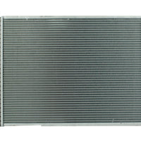 Radiador Automotriz Land Rover Freelander S, SE, HSE, SE3 T/M 02-06 32mm Tubo Soldado