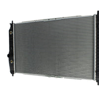 Radiador Automotriz GM Pontiac, Suzuki Aveo Base, LS, LT, G3, Swift T/A 04-08 16mm Tubo Soldado