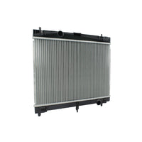 Radiador Automotriz Toyota  Yaris Premium, RS , SE, CE, S, Scion XD Base T/M 06-15 16mm Tubo Soldado