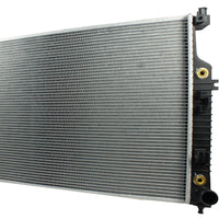 Radiador Automotriz Mercedes Benz R500 ML550, Ml350 T/A 06-11 32mm Tubo Soldado