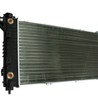 Radiador Automotríz Chrysler Town & Country Voyager 96-00 34mm Aluminio M