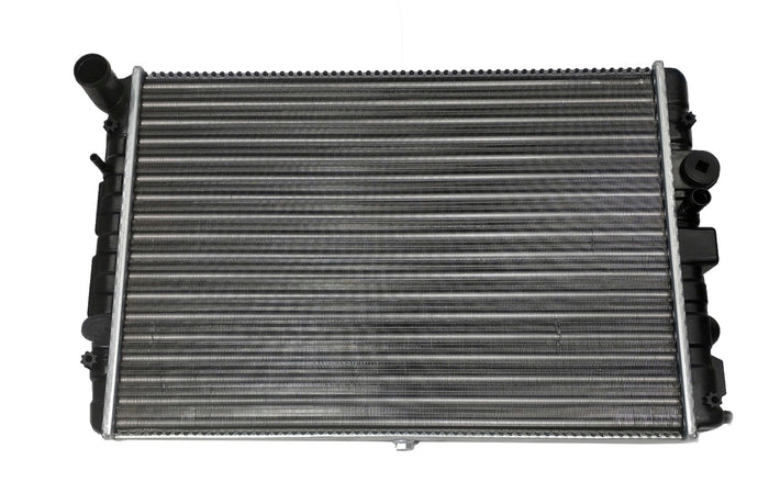 Radiador Automotríz Pointer 97-10 23mm Aluminio M