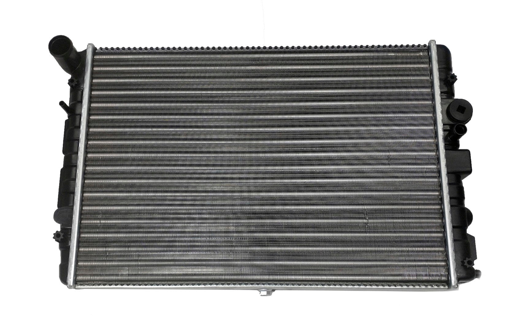 Radiador Automotríz Pointer 97-10 23mm Aluminio M