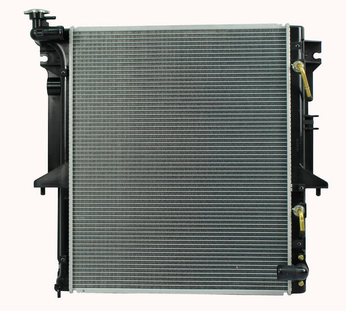 Radiador Automotriz Mitsubishi L200 Pajero Sport, Triton L200 T/A 05-10 26mm Tubo Soldado