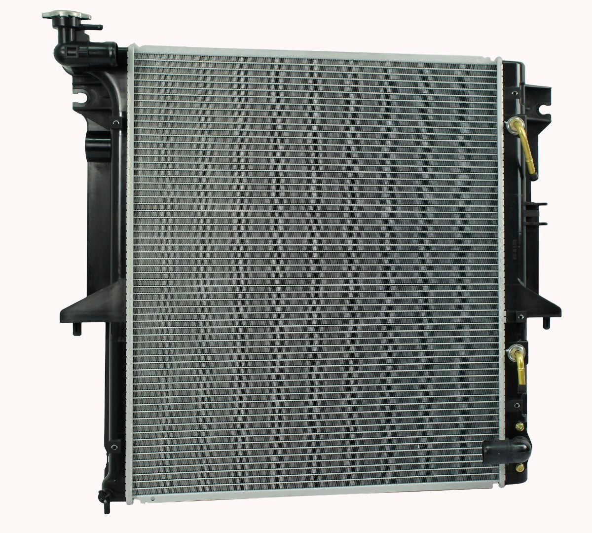 Radiador Automotriz Mitsubishi L200 Pajero Sport, Triton L200 T/A 05-10 26mm Tubo Soldado