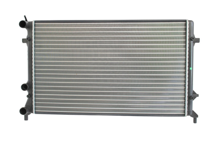 Radiador Automotríz Volkswagen Jetta Bicentenario Sport 11-15 23mm Aluminio M