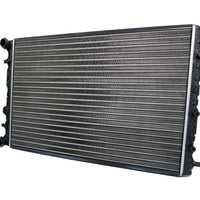 Radiador Automotríz Polo Lupo Ibiza Cordoba T/M 02-07 34mm Aluminio M