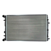 Radiador Automotríz Volkswagen Polo Cordoba Ibiza Cross Fox T/M 02-06 34mm Aluminio M