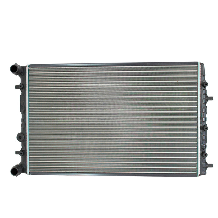 Radiador Automotríz Volkswagen Polo Cordoba Ibiza Cross Fox T/M 02-06 34mm Aluminio M