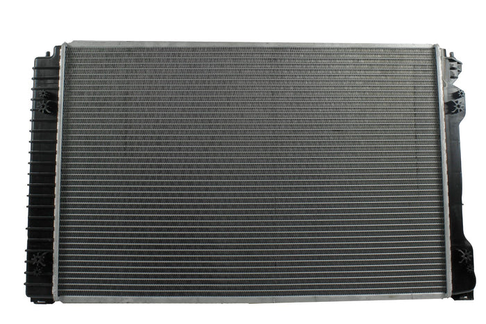 Radiador Automotriz Audi A6 Allroad Quattro, Rs6, Avant T/A 00-05 40mm Tubo Soldado