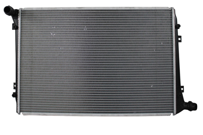 Radiador Automotriz Audi Volkswagen, Seat A3 Jetta, Golf, Caddy, Leon  06-12 32mm Tubo Soldado