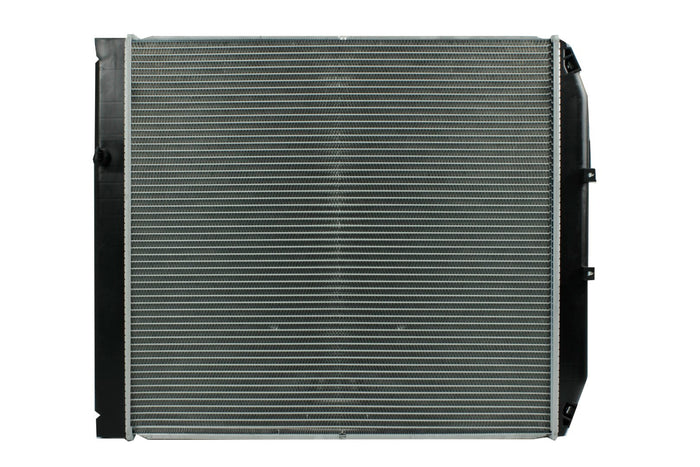 Radiador Automotriz Toyota  Hino dutro 300  T/M 05-10 32mm Tubo Soldado