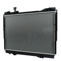 Radiador Automotriz Nissan Cabstar T/A 06-13 42mm Tubo Soldado