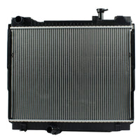 Radiador Automotriz Nissan Cabstar T/A 06-13 42mm Tubo Soldado