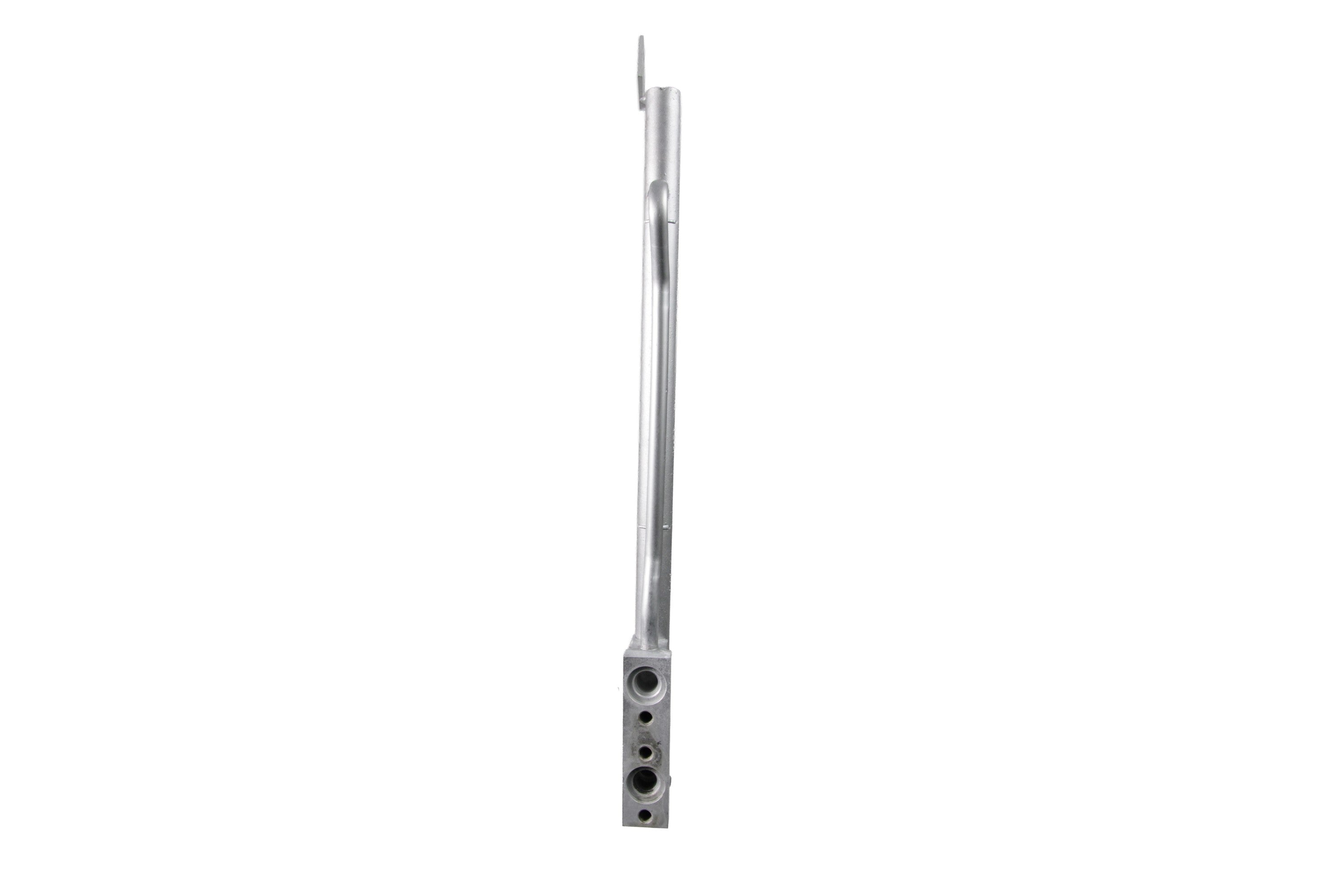 Condensador Automotriz Ford Five Hundred 05-07