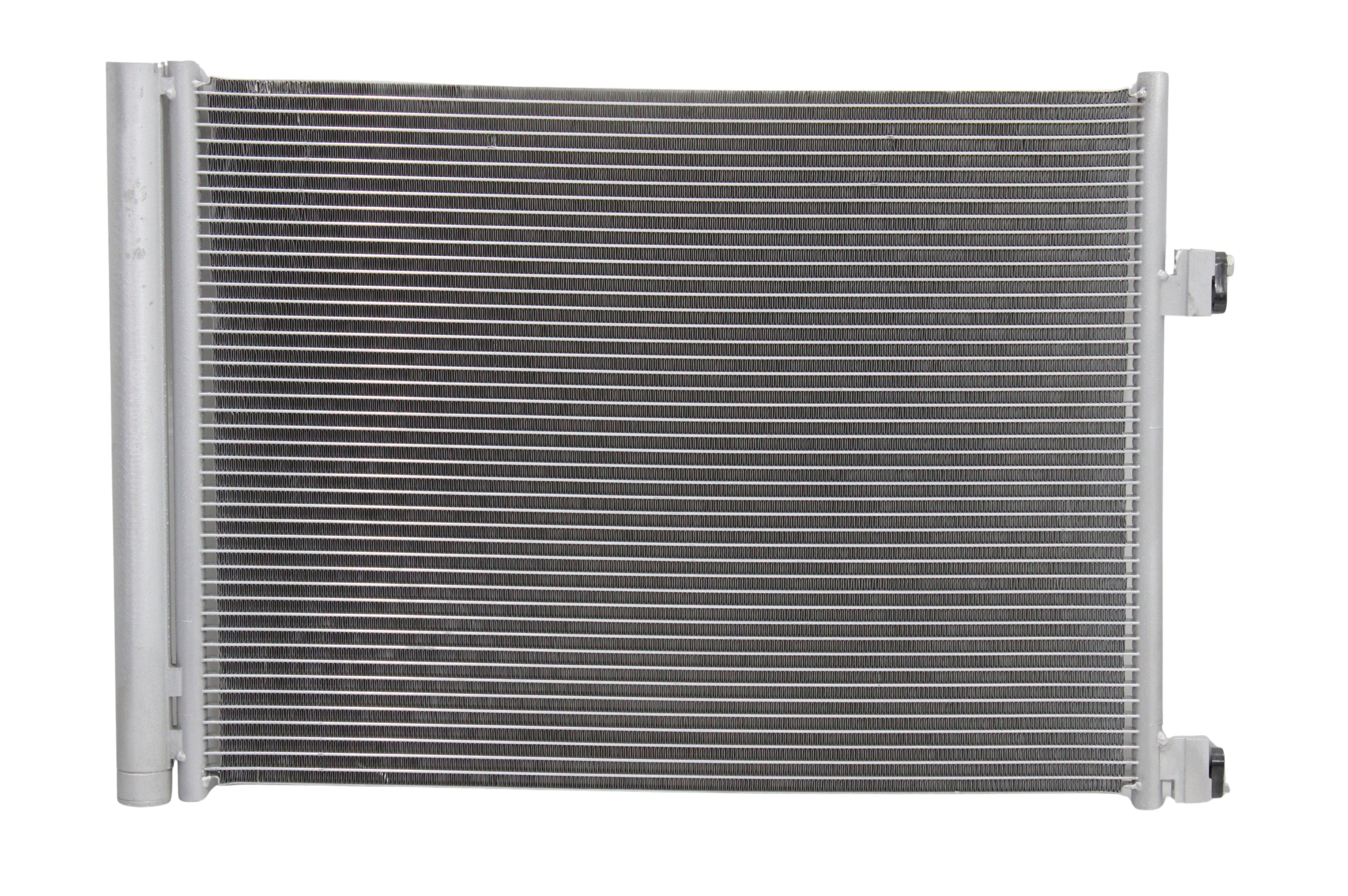 Condensador Automotriz Cadillac CT6 16-20