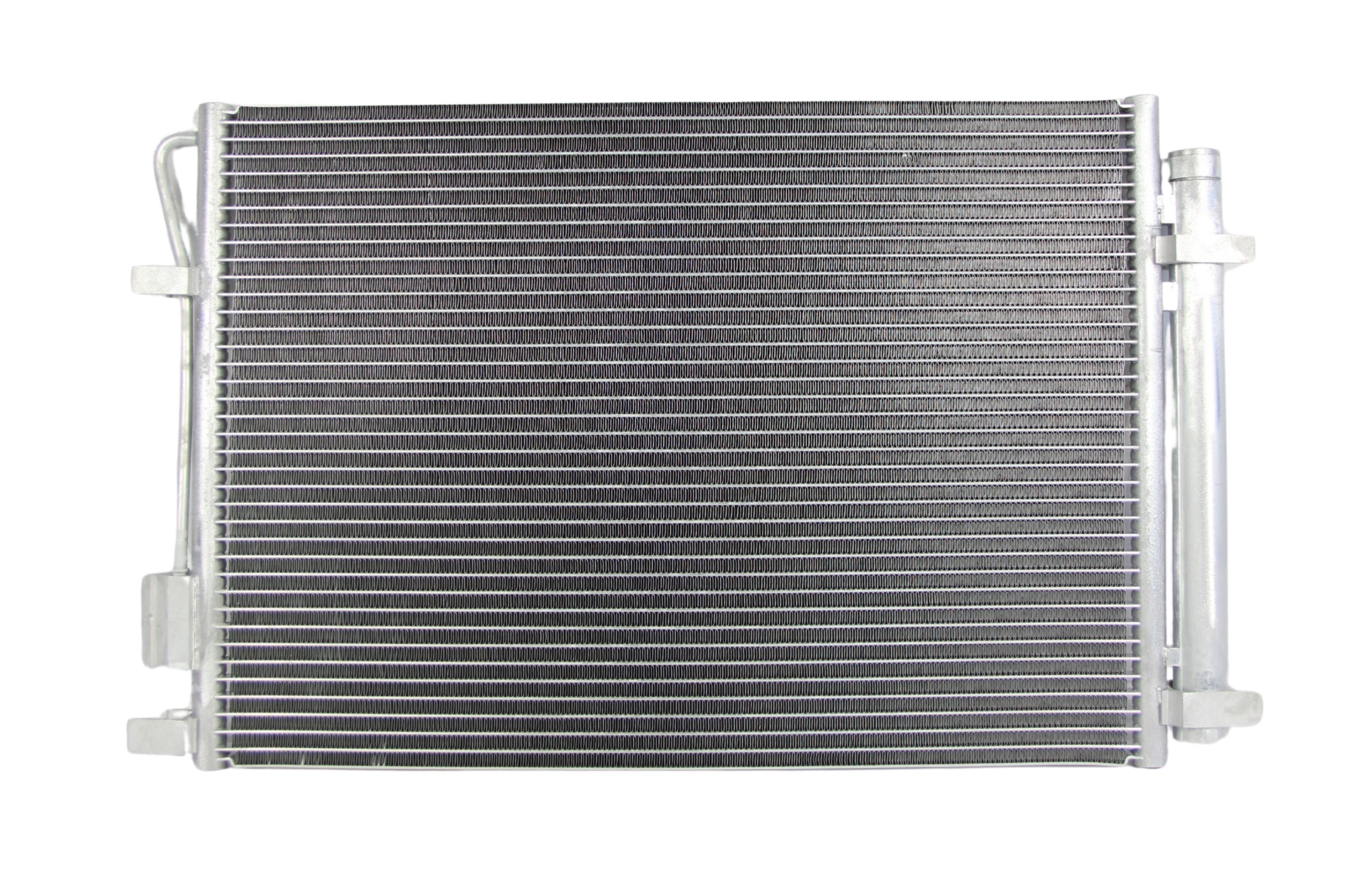 Condensador Automotriz Hyundai Accent 20-22