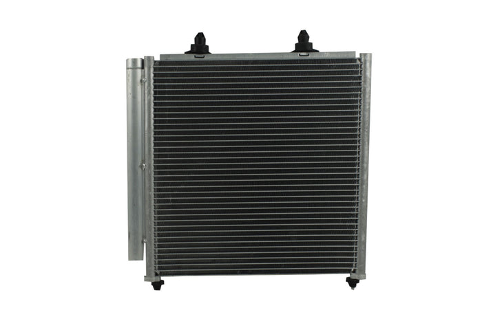 Condensador Automotriz Toyota Avanza 12-15