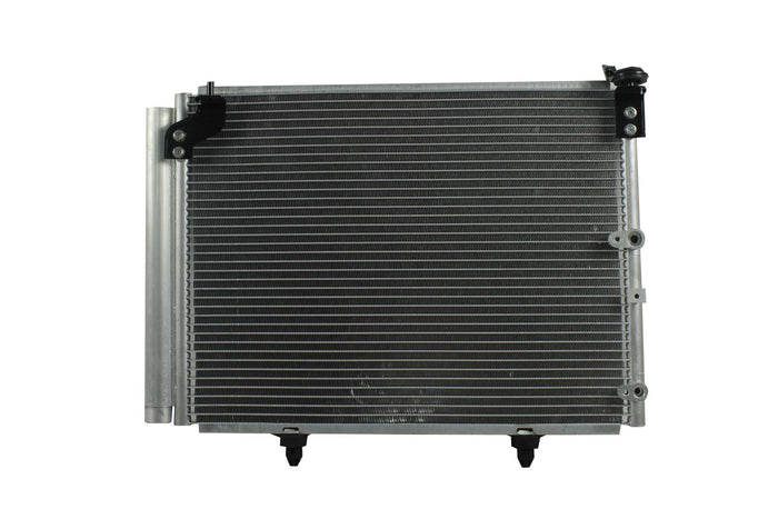 Condensador Automotriz Toyota Avanza 08-11