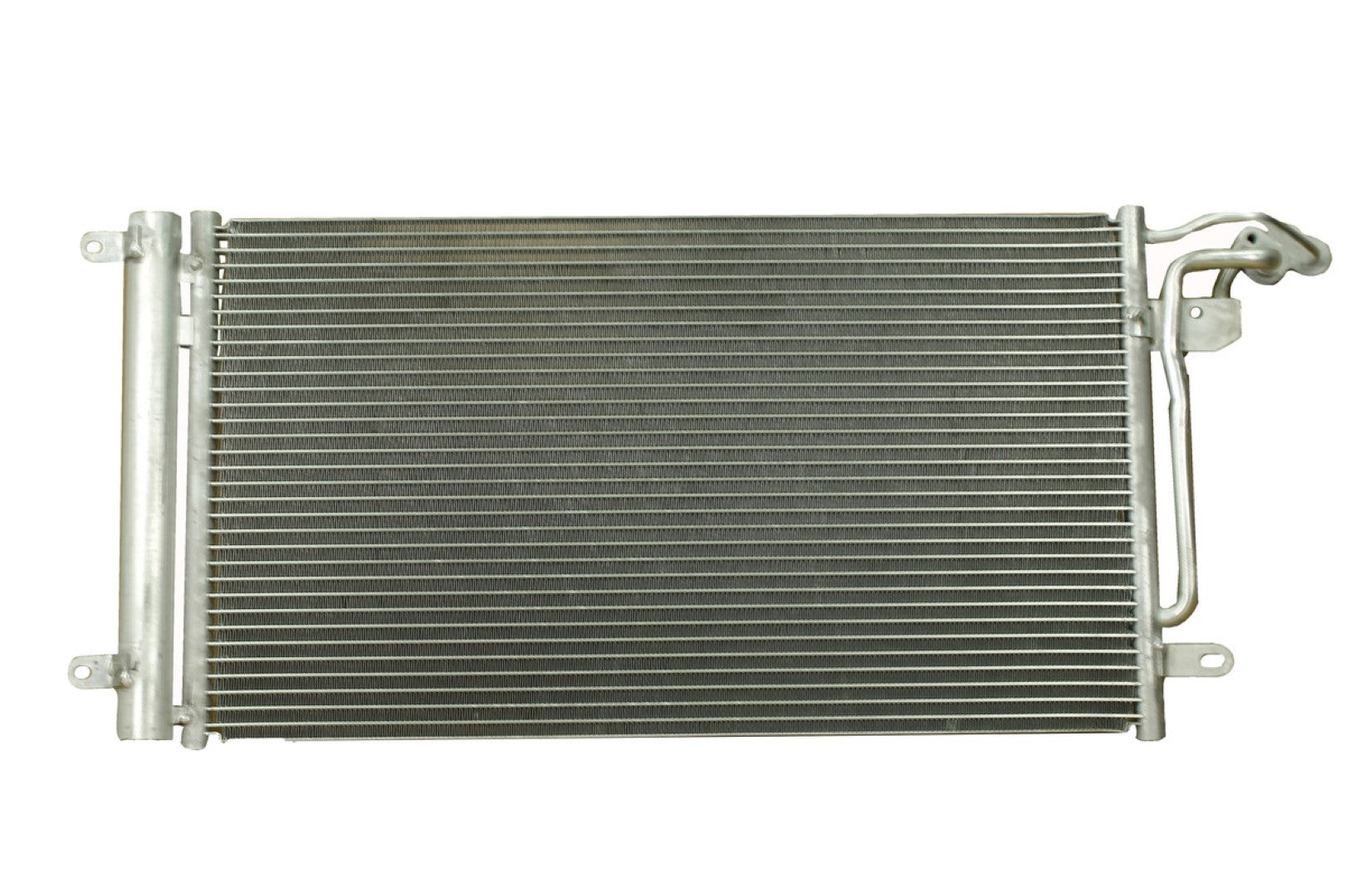 Condensador Automotriz Volkswagen Vento 14-19 Ancho 13 In