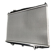 Radiador Automotriz Nissan  Pickup D22, Frontier Xterra T/A T/M 98-15 16mm Tubo Soldado