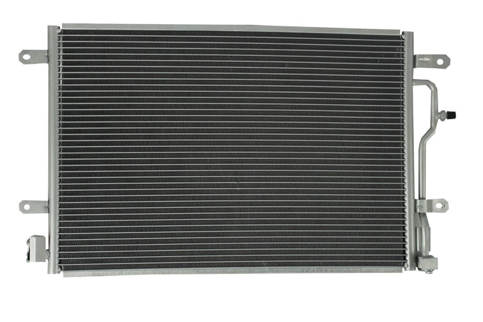Condensador Automotriz Audi A4 a4 Quattro 06-09