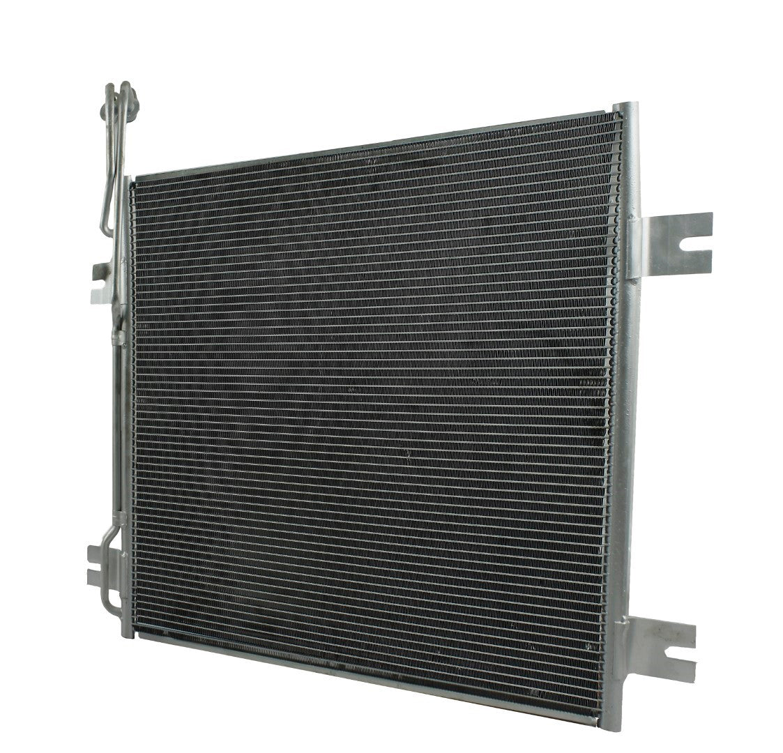 Condensador Tracto Camión International Navistar 5500i 8600i 9200i 9400i 9600i 01-14