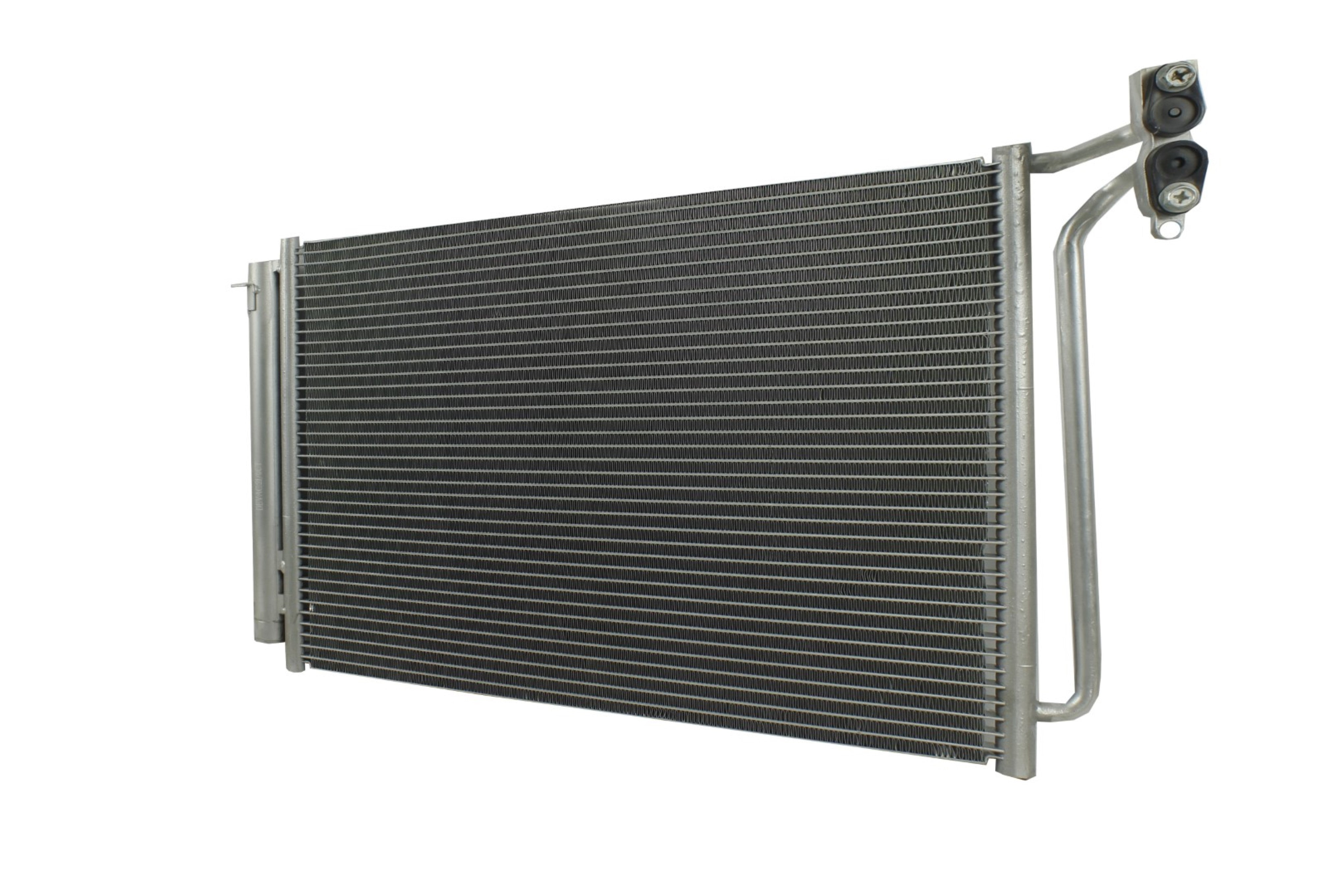 Condensador Automotriz BMW X5 00-06