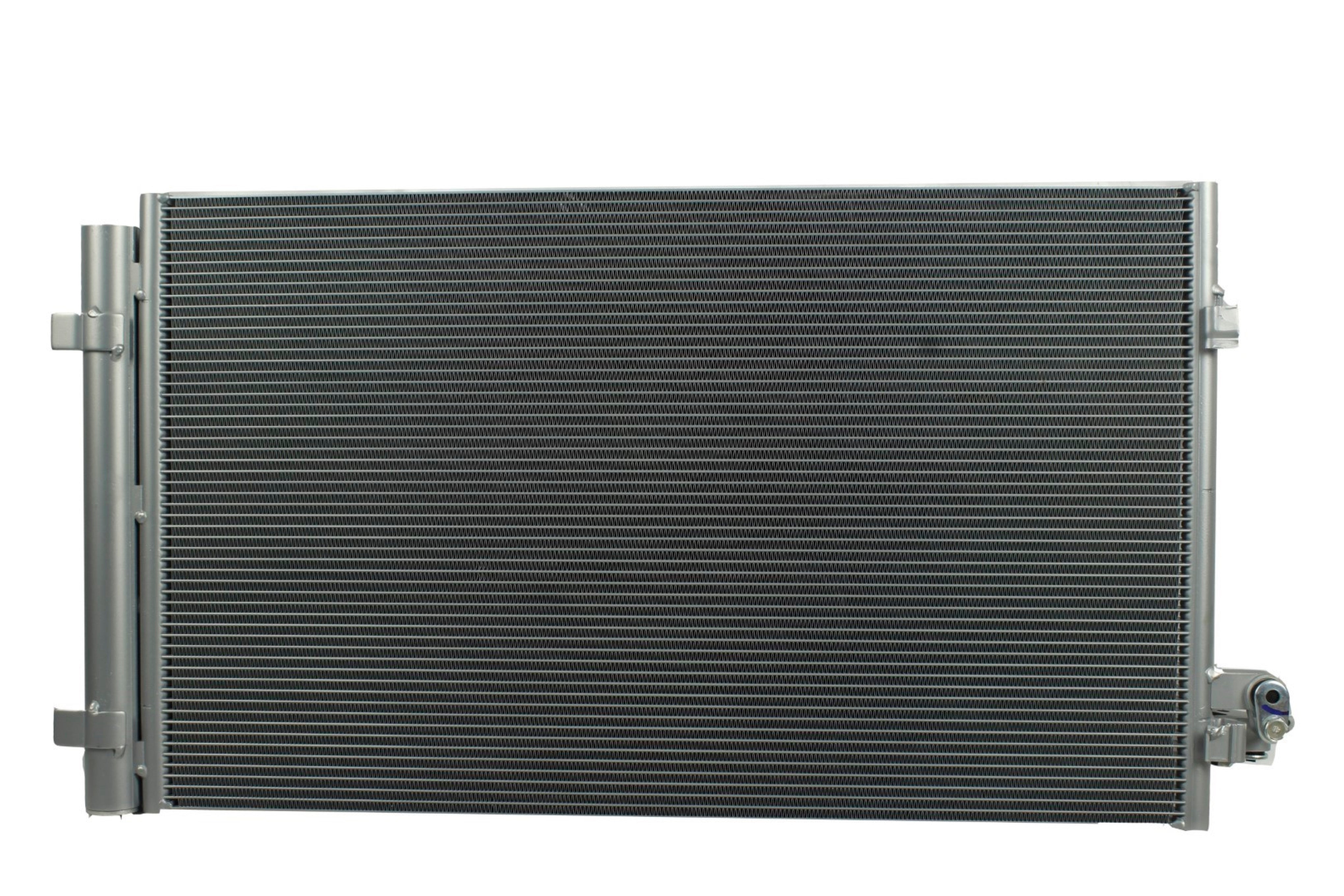 Condensador Automotriz BMW 750i 15-18 M5 M550i M760i 17-18