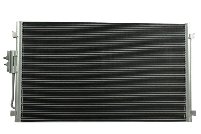 Condensador Automotriz Chrysler Grand Voyager Town & Country Voyager Caravan Grand Caravan 01-04