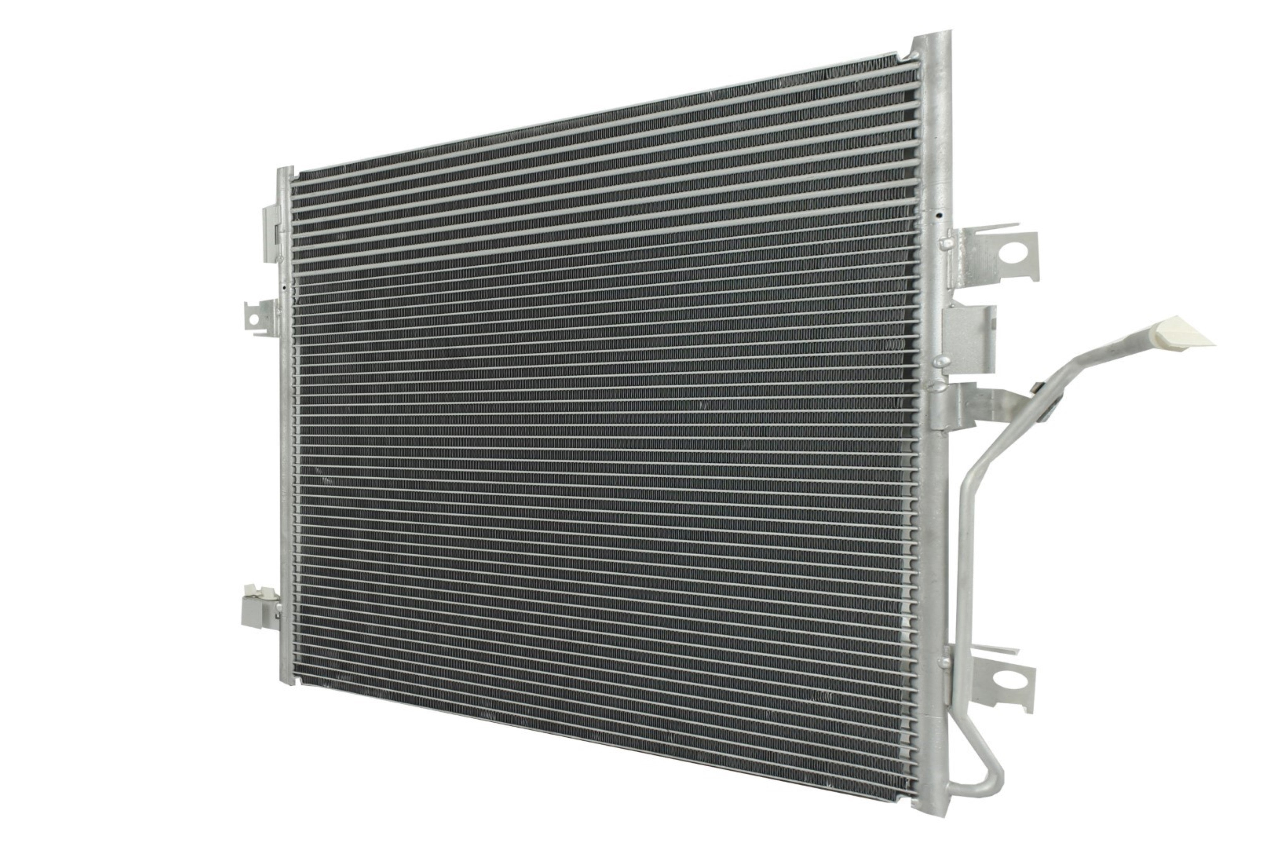 Condensador Automotriz Dodge Nitro 07-09 C enfriador