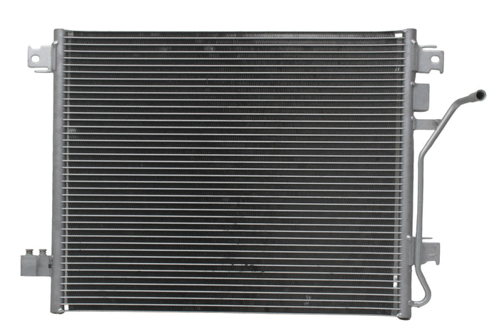 Condensador Automotriz Dodge Nitro Jeep Liberty 07-09 S enfriador